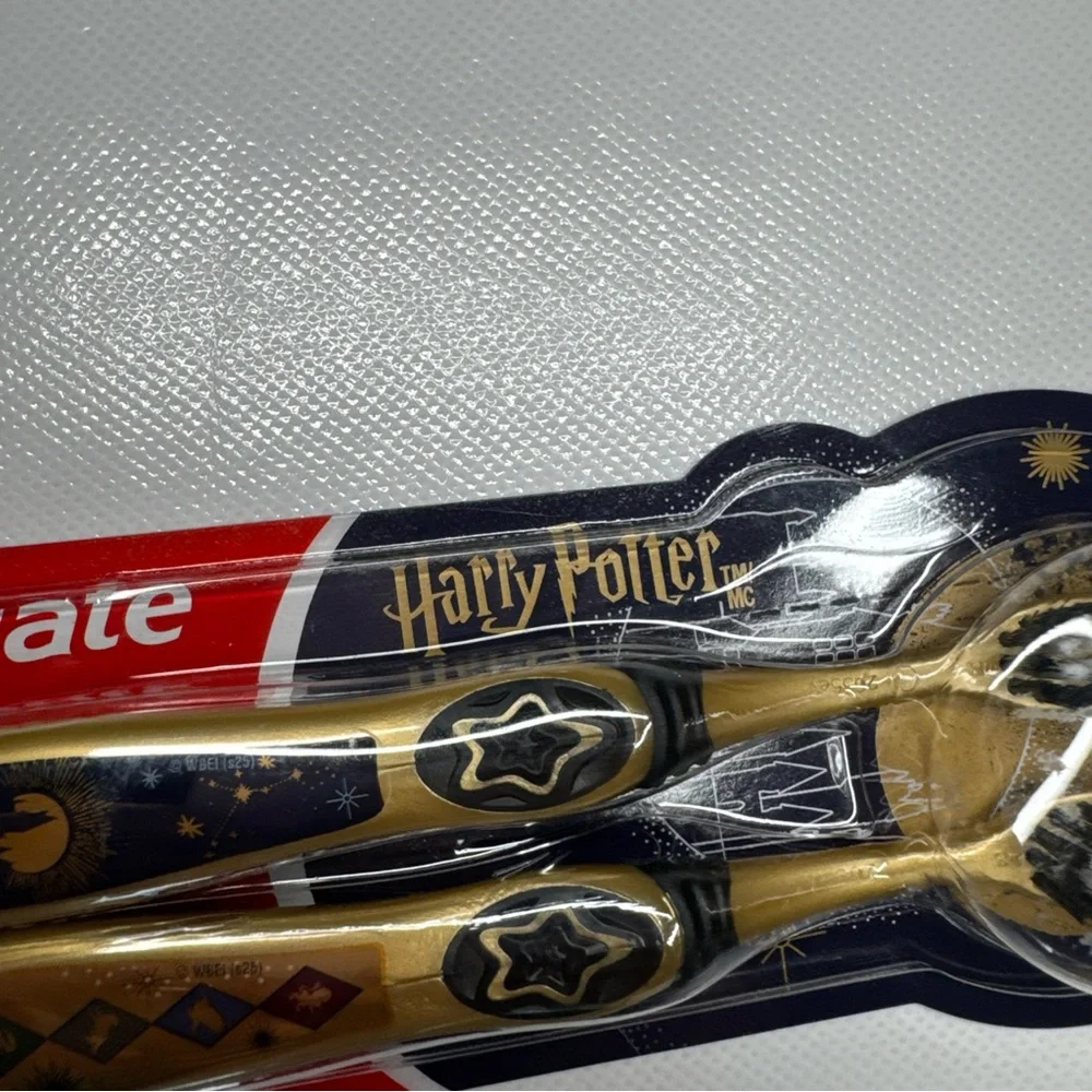 Colgate Harry Potter Kids Toothbrush Limited Edition Set 2 Extra Soft Gold New